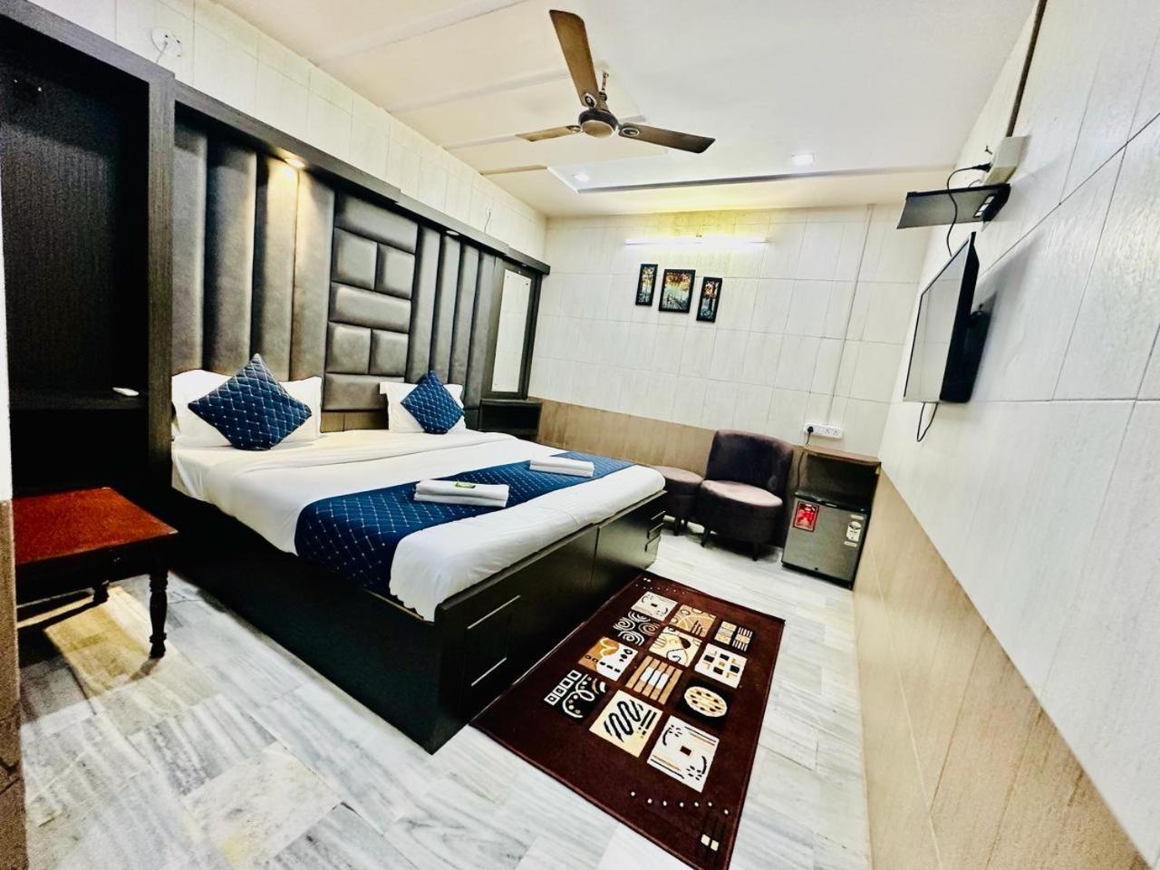 Hotel Sheela, 100M From Taj Mahal Agra  Esterno foto
