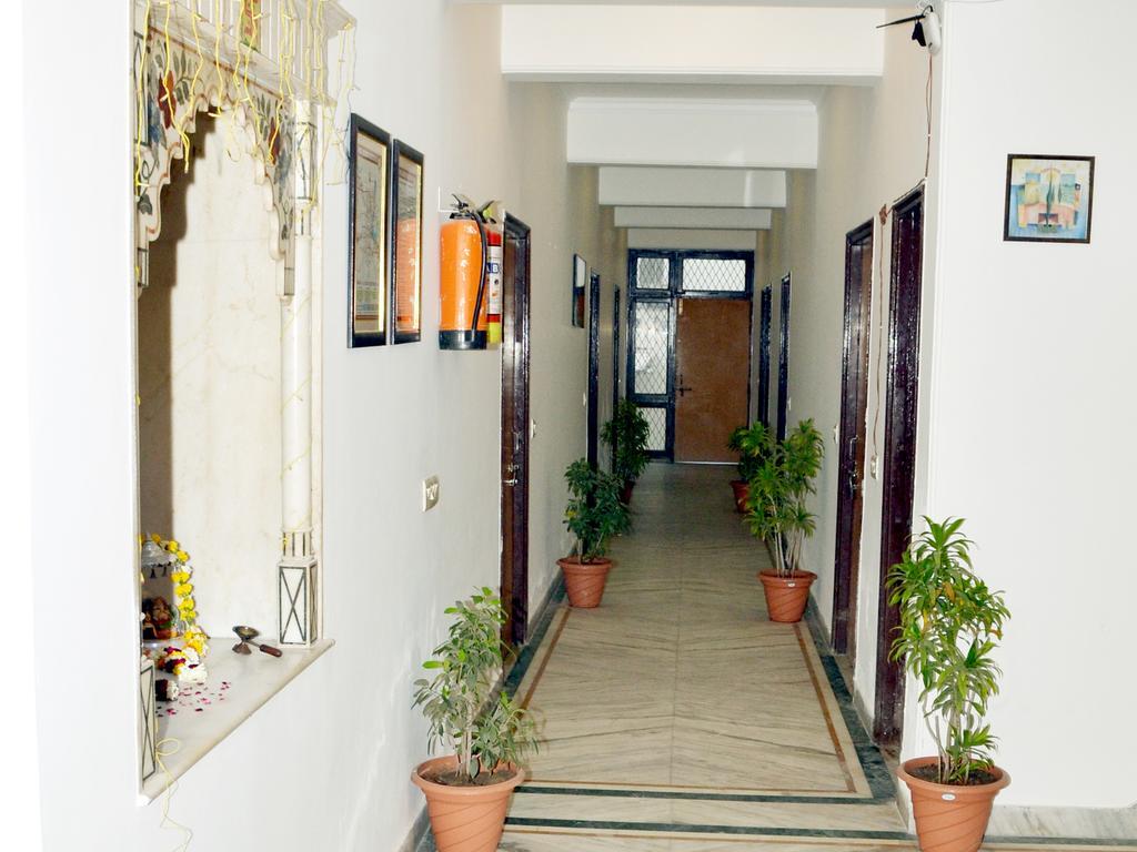 Hotel Sheela, 100M From Taj Mahal Agra  Esterno foto