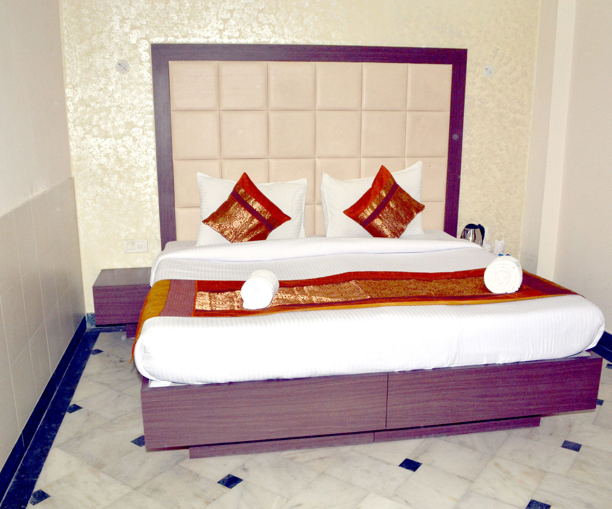 Hotel Sheela, 100M From Taj Mahal Agra  Esterno foto