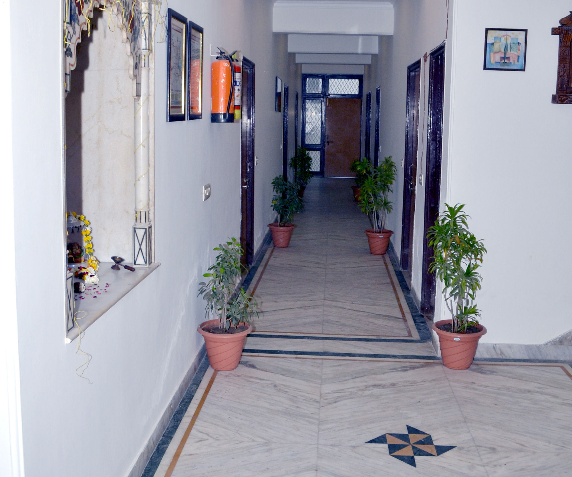 Hotel Sheela, 100M From Taj Mahal Agra  Esterno foto